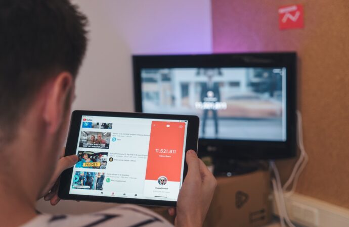 YouTube pozwoli kontynuować oglądanie filmu odtwarzanego na smartfonie