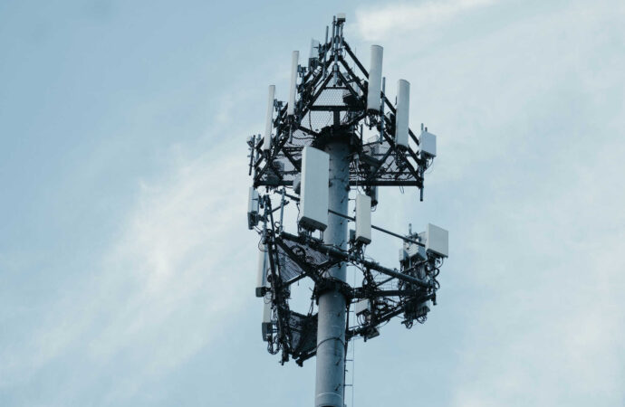 Nowe postępowanie konsultacyjne dotyczące aukcji częstotliwości 5G w Polsce